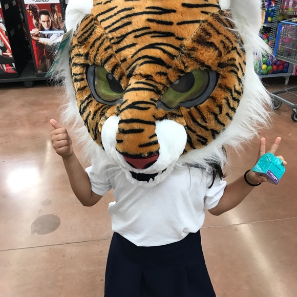 Meet your Posher, Lily - Picture 1 of 2